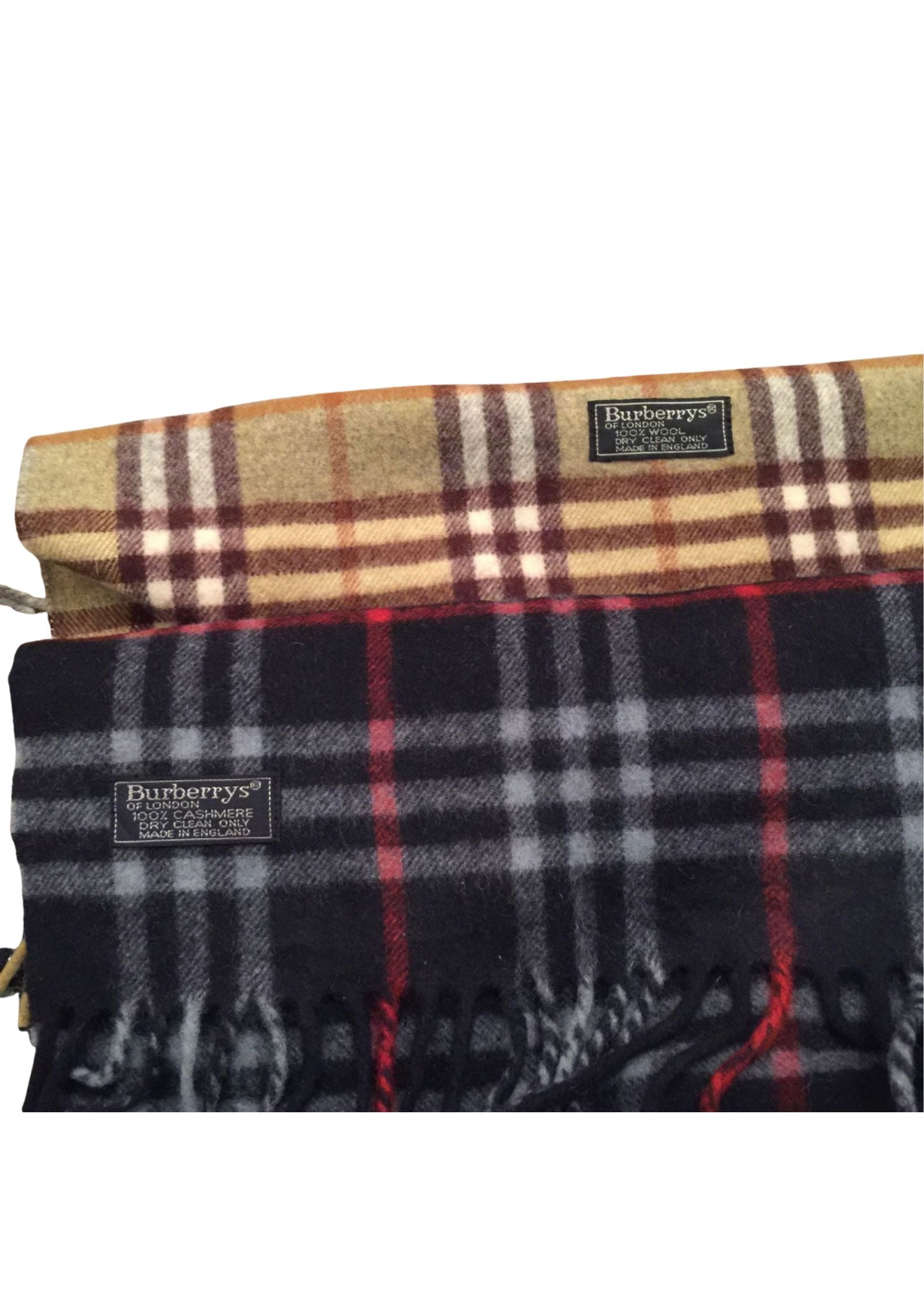30x BURBERRY SCARVES MIX